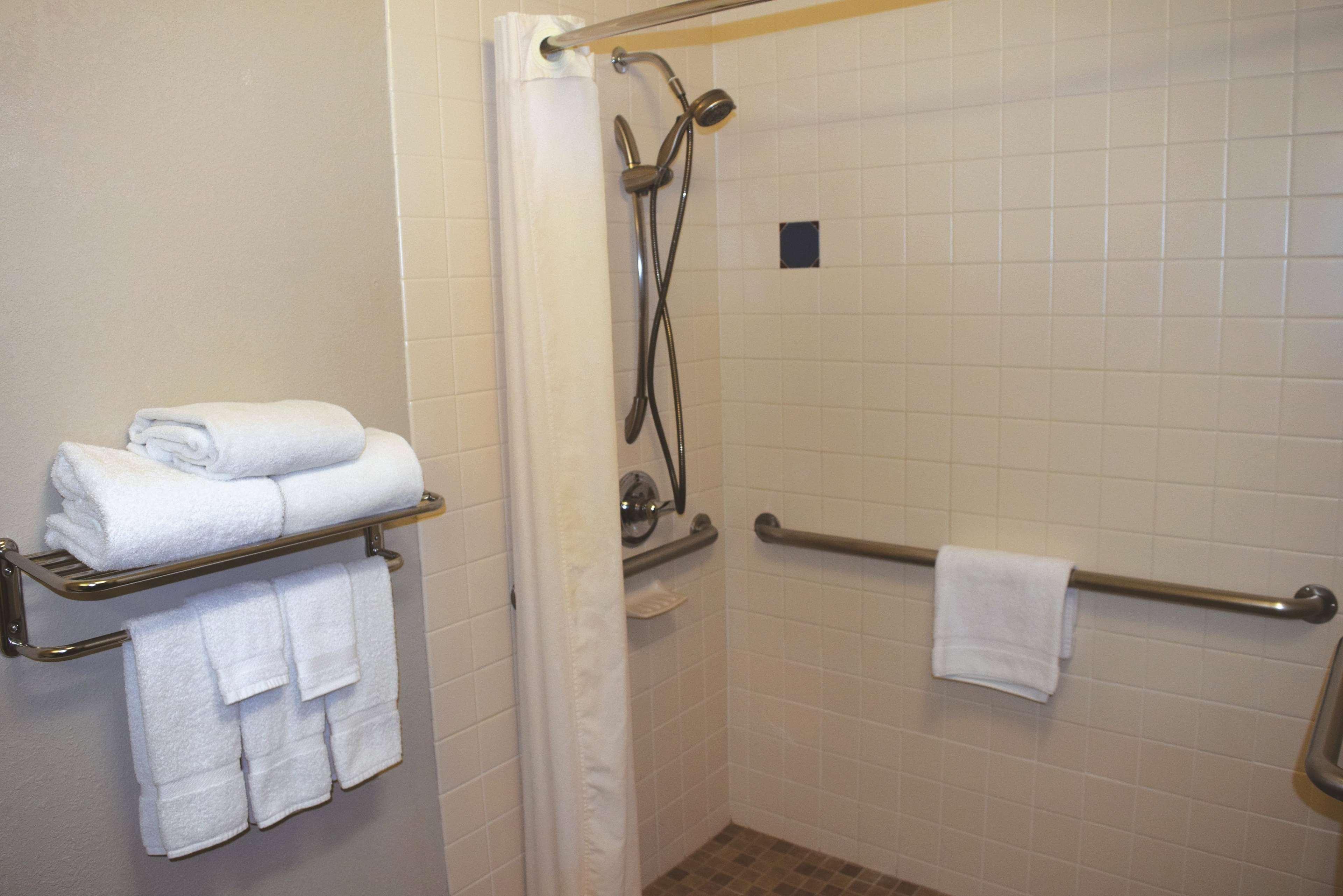 La Quinta Inn By Wyndham Binghamton - Johnson City Eksteriør billede