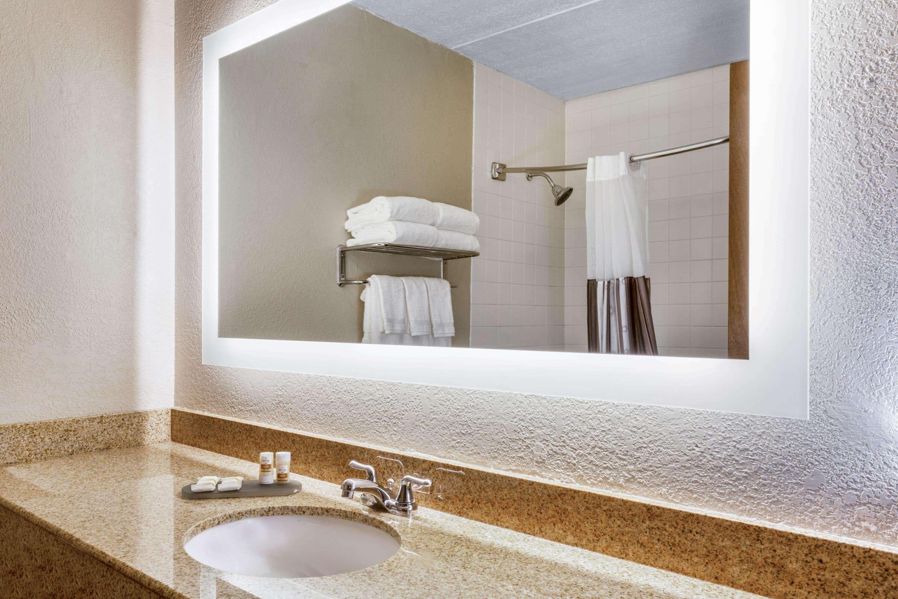 La Quinta Inn By Wyndham Binghamton - Johnson City Eksteriør billede